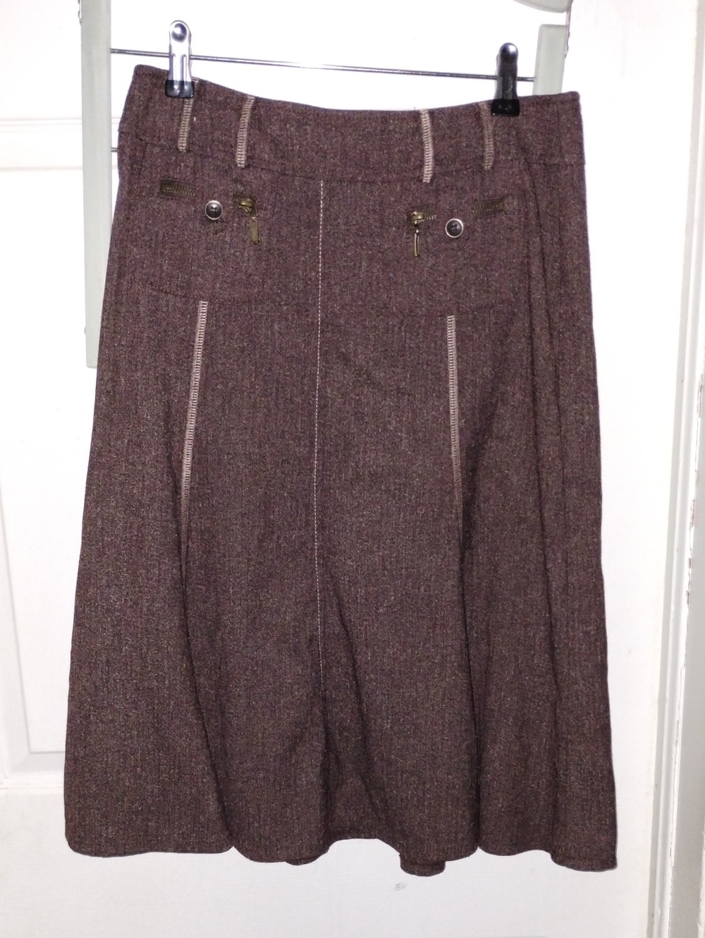 Y2K Dark Academica Brown Herringbone Midi Skirt Accent Trim
Size 3/4